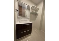 n143330187000010010203