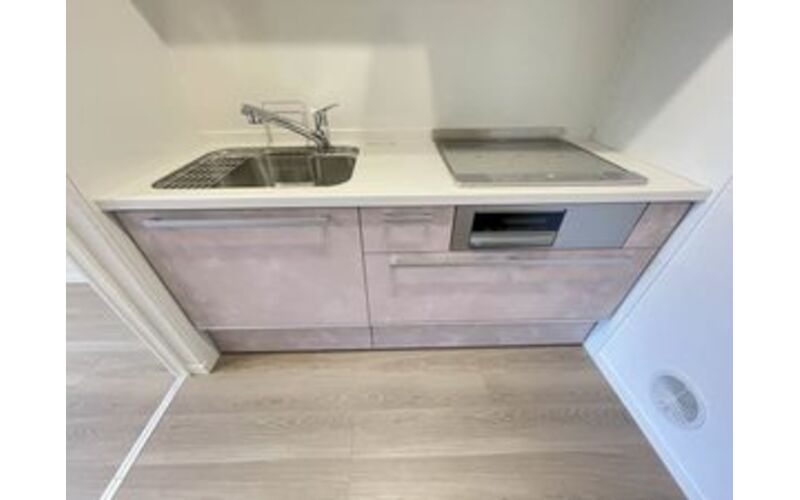 n143330187000010010208