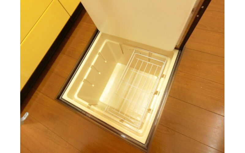 thumbnail_original_large_9433338