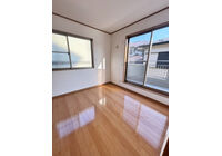 55541_55215_8_440_440